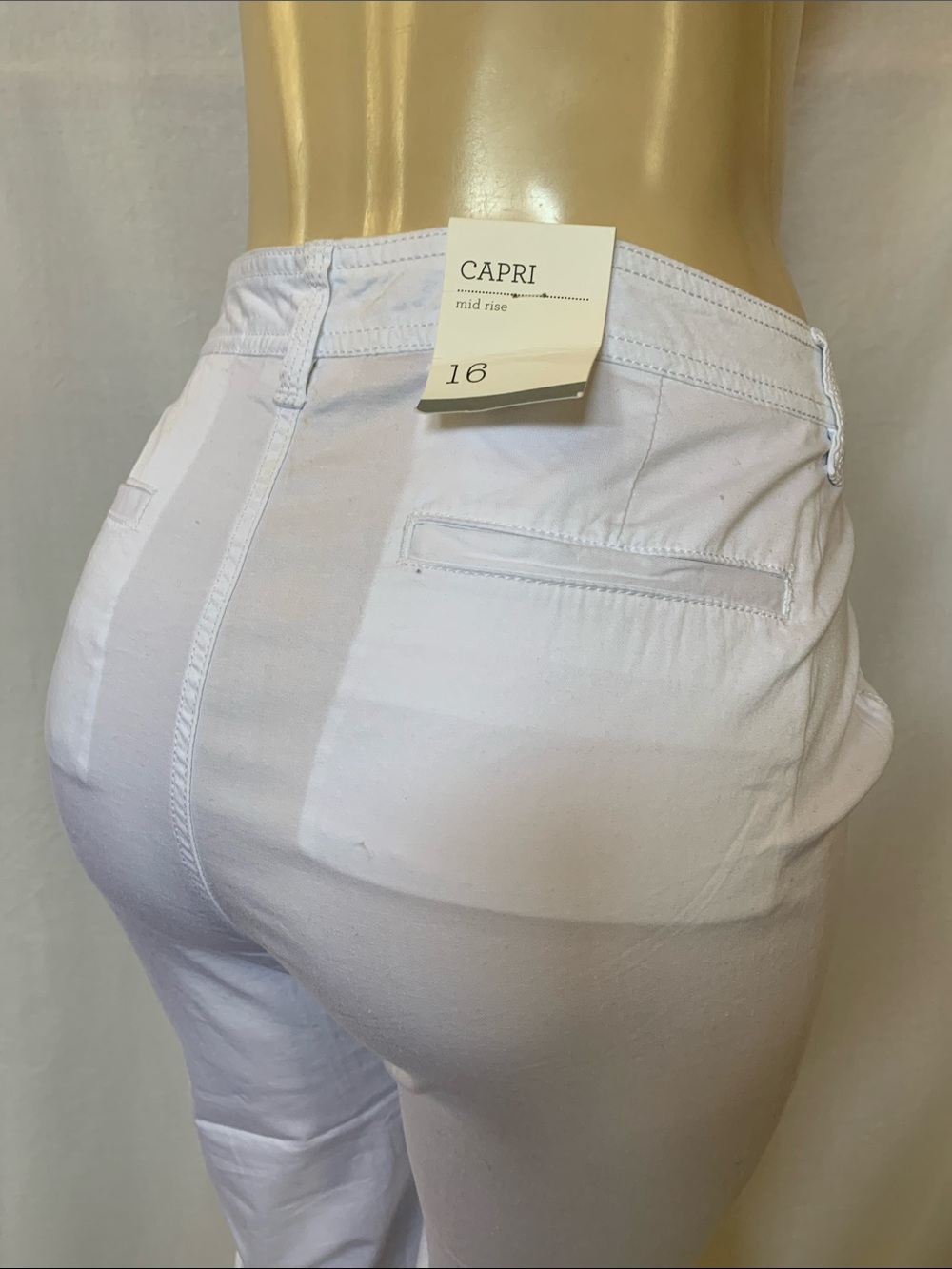STYLE & Co Women’s Summer Capri Pants Mid Rise Bright White Size 16